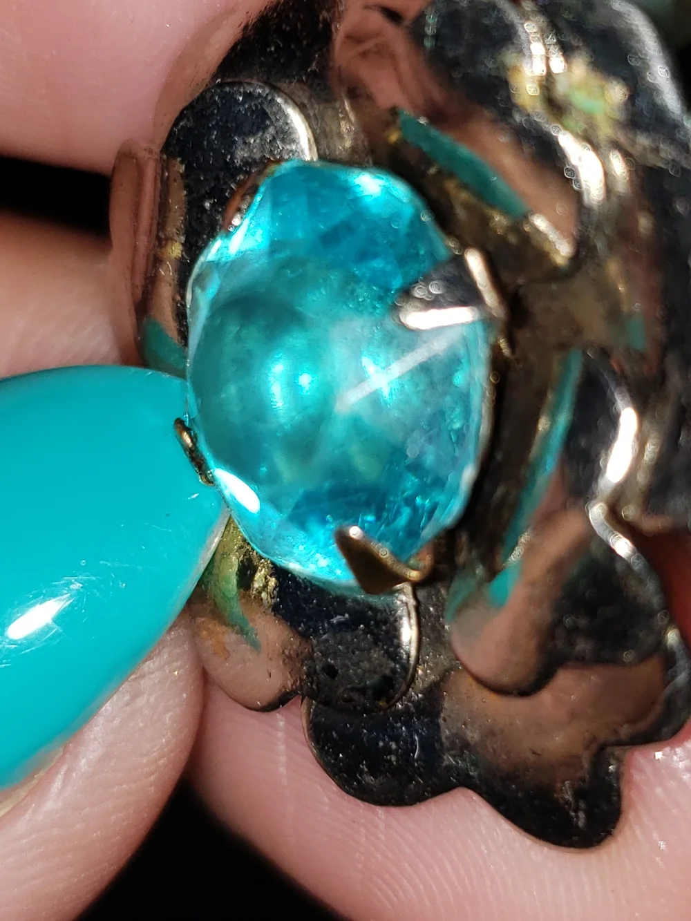 Vintage Floral Screwback Earrings